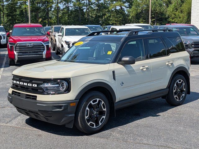 Used 2024 Ford Bronco Sport Outer Banks w/ Tech Package AWD/4WD image 3