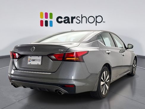 Used 2022 Nissan Altima 2.5 SV w/ SV Premium Package FWD image 5