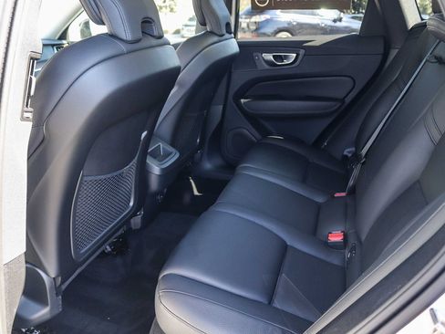 Used 2024 Volvo XC60 B5 Plus w/ Protection Package Premier AWD/4WD image 19