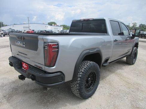 New 2026 GMC Sierra 2500 AT4X w/ AT4X AEV Edition AWD/4WD image 5