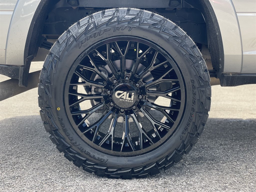 Used 2022 RAM 3500 Laramie AWD/4WD image 42