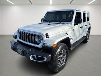 Used 2024 Jeep Wrangler Sahara w/ Dual Top Group video 2