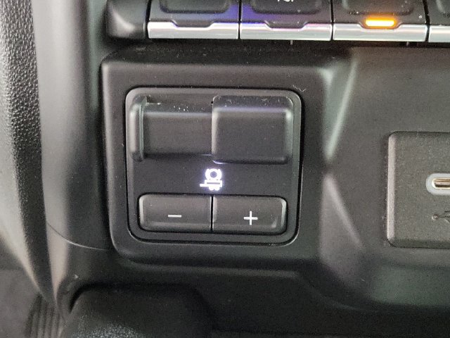 Used 2020 Chevrolet Silverado 2500 LTZ w/ LTZ Plus Package AWD/4WD image 34