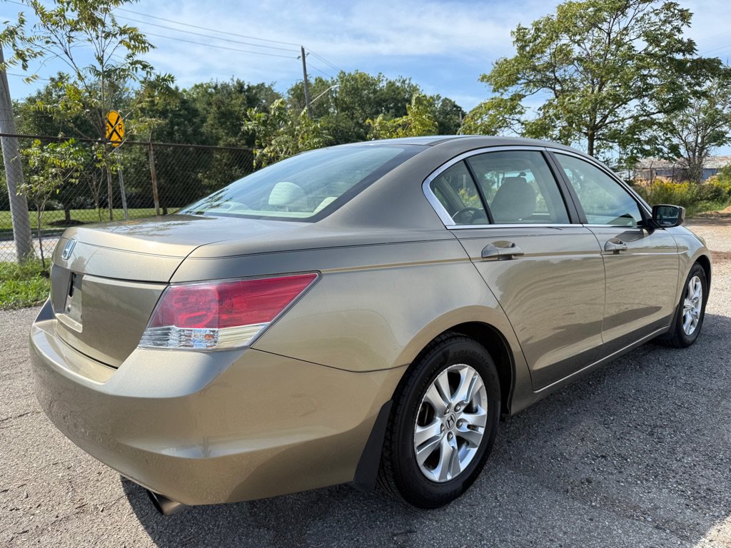 Used 2010 Honda Accord LX-P image 3