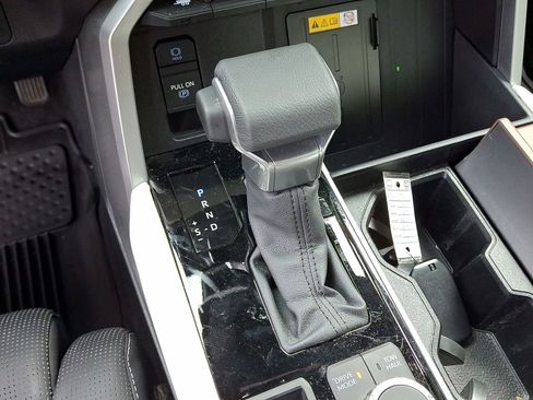 Used 2024 Toyota Sequoia Capstone AWD/4WD image 12