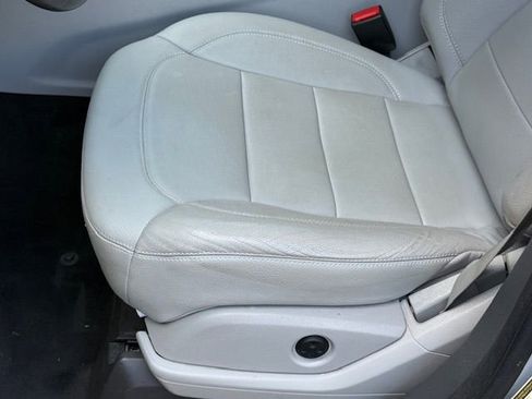 Used 2012 Mercedes-Benz ML 350 4MATIC image 34