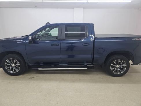 Used 2023 Chevrolet Silverado 1500 LT AWD/4WD image 15
