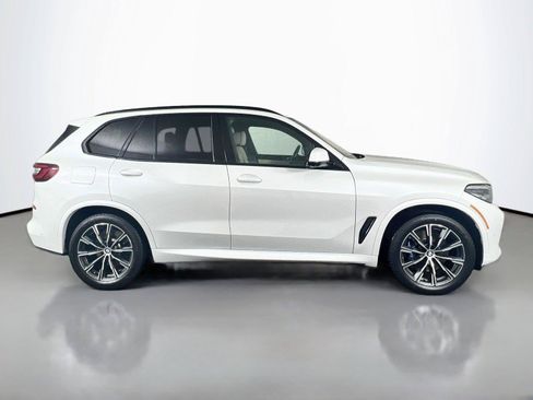 Used 2022 BMW X5 M50i AWD/4WD image 7