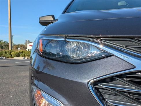 Used 2022 Chevrolet Malibu LS image 10
