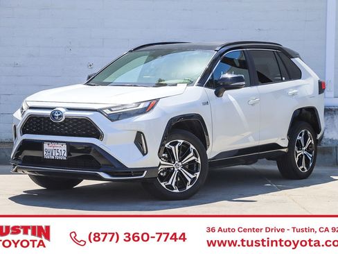Used 2023 Toyota RAV4 XSE w/ Weather Package AWD/4WD image 1