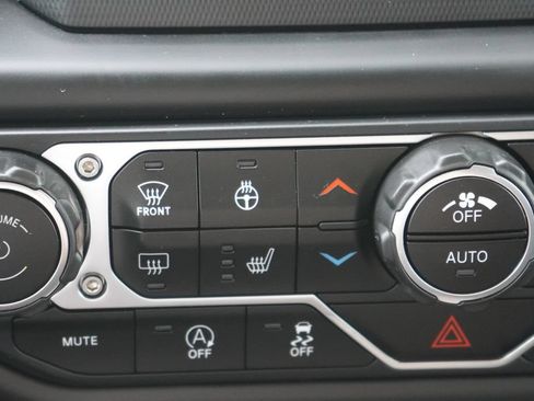 Used 2020 Jeep Wrangler Unlimited Sport S AWD/4WD image 24