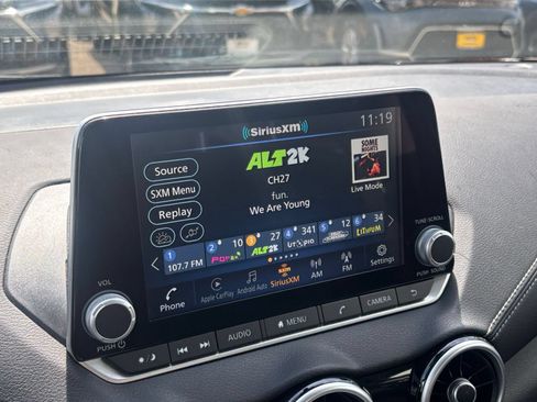 Used 2025 Nissan Sentra SV FWD image 19