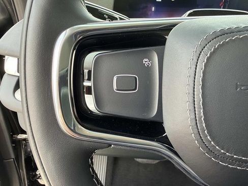 New 2026 Lincoln Navigator Premiere AWD/4WD image 33