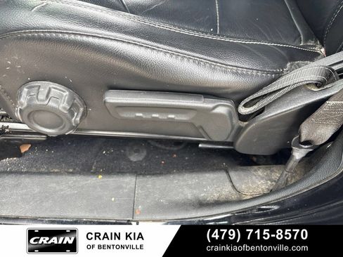 Used 2018 Jeep Wrangler Unlimited Sahara AWD/4WD image 10