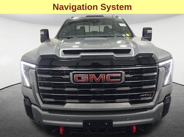 Used 2025 GMC Sierra 3500 AT4 AWD/4WD image 4