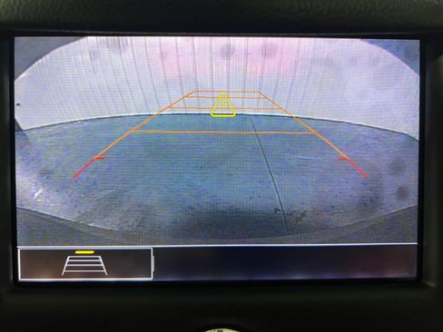 Used 2019 Chevrolet Cruze LT image 9