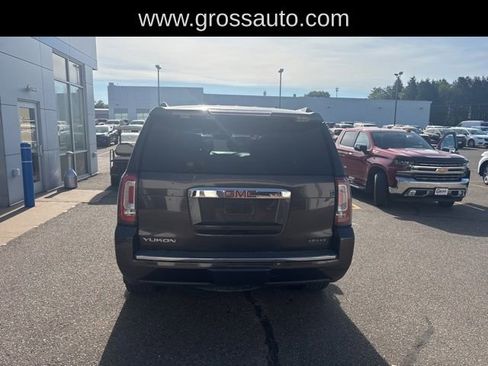 Used 2017 GMC Yukon Denali w/ Open Road Package AWD/4WD image 6