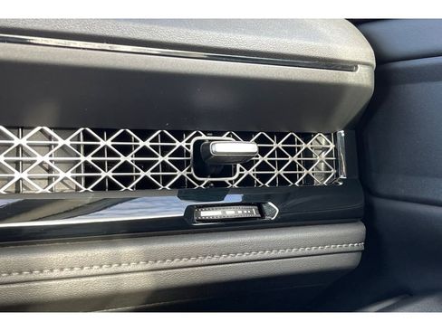 Certified 2025 Honda Accord EX-L image 29