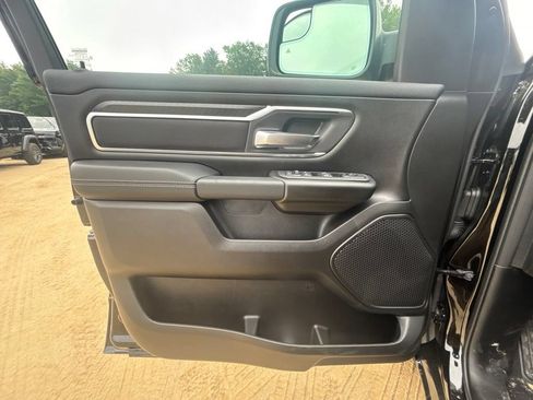 New 2026 RAM 1500 Big Horn AWD/4WD image 18