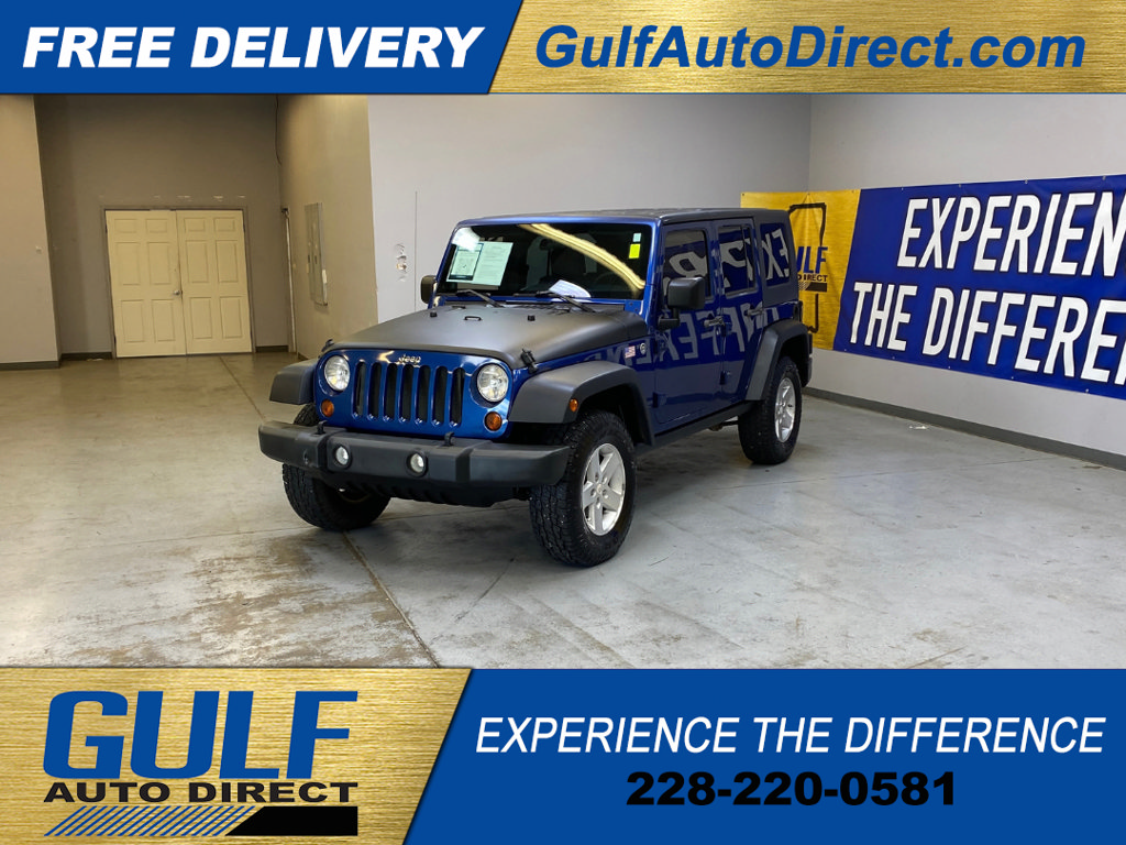 Used 2009 Jeep Wrangler Unlimited Rubicon w/ Dual Top Group AWD/4WD image 4