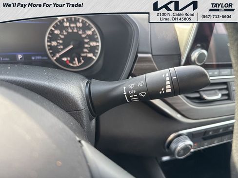 Used 2024 Nissan Altima 2.5 SV image 21