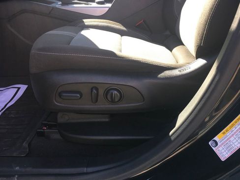 Used 2023 Chevrolet Blazer LT w/ Convenience Package image 30