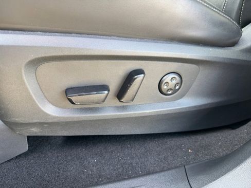 Certified 2024 INFINITI QX60 Luxe image 11