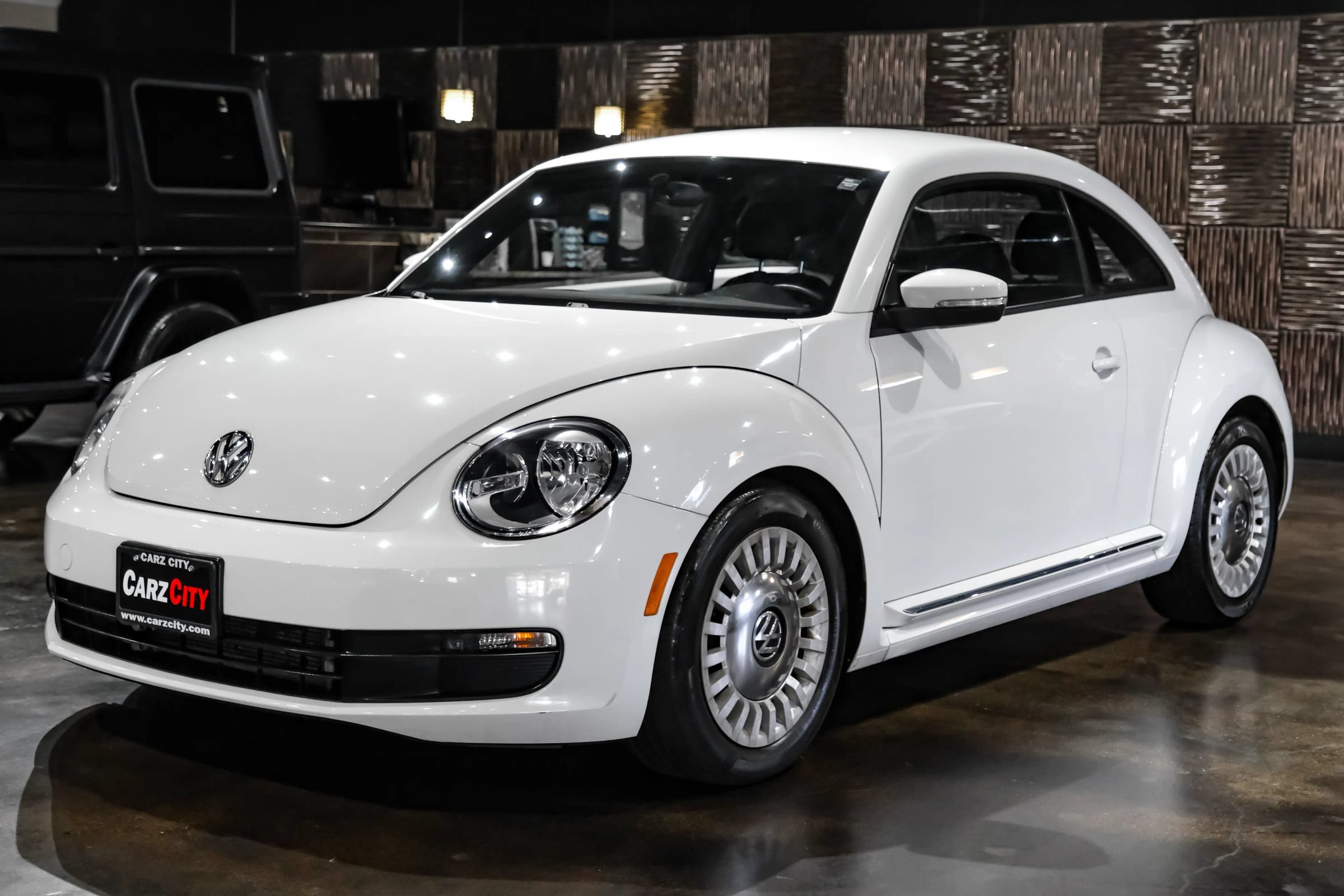 Used 2015 Volkswagen Beetle 1.8T FWD image 4