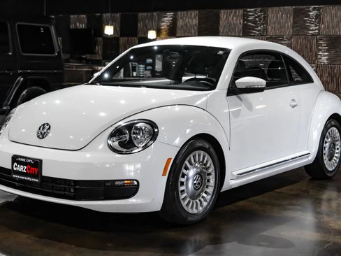 Used 2015 Volkswagen Beetle 1.8T FWD image 4