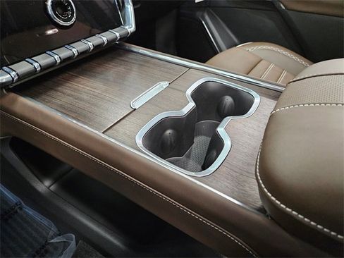 New 2026 GMC Acadia Denali Ultimate w/ LPO, Floor Liner Package image 24