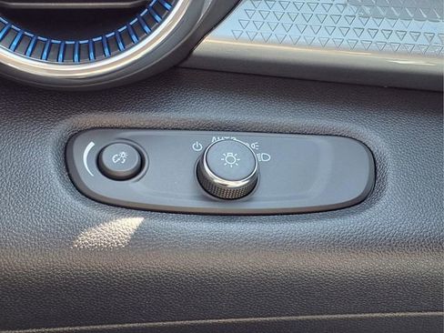 New 2026 Chevrolet Trax LT w/ Driver Confidence Package image 17