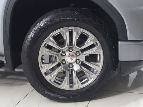 Used 2023 GMC Sierra 1500 Denali AWD/4WD image 17