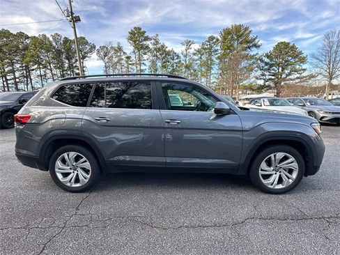 Used 2023 Volkswagen Atlas SE image 8