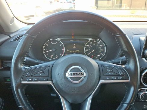 Used 2022 Nissan Sentra SV image 18