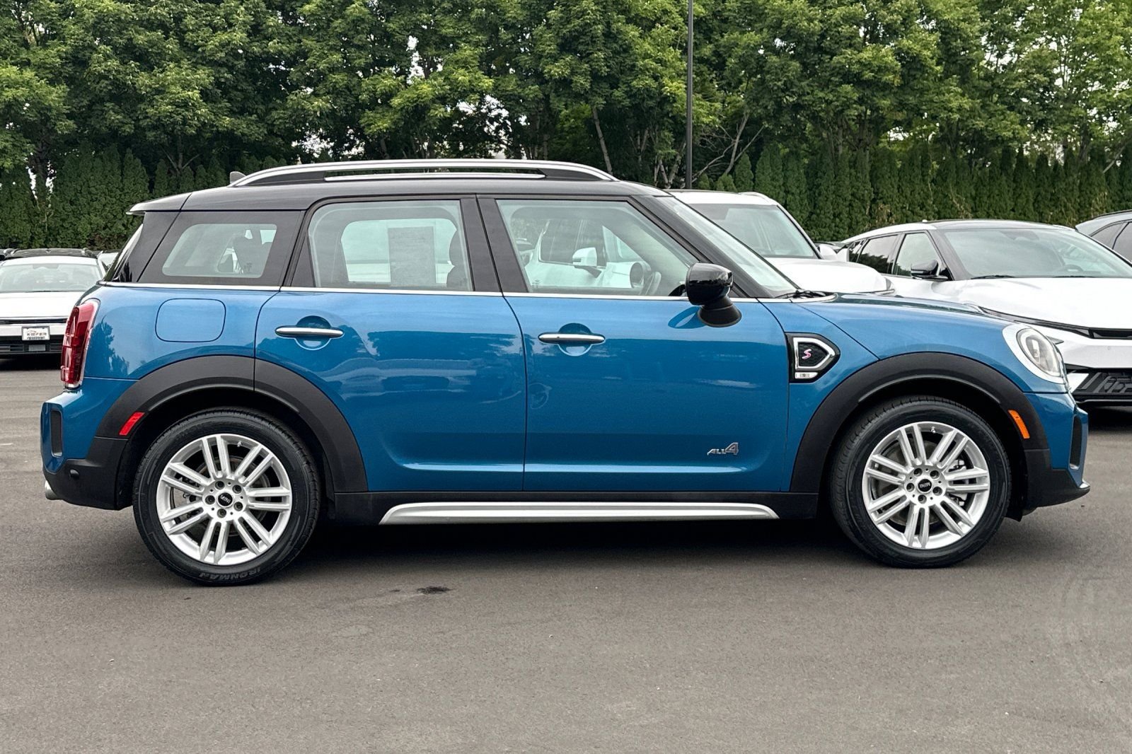 Used 2024 MINI Cooper Countryman S AWD/4WD image 3