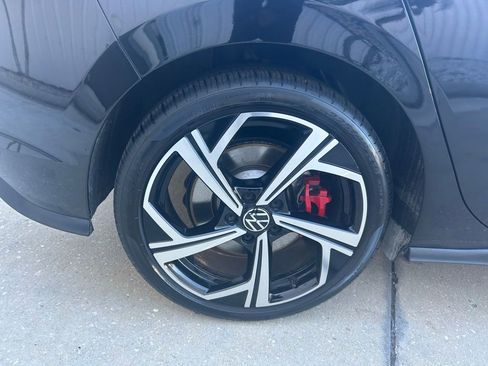 Used 2025 Volkswagen GTI SE image 26