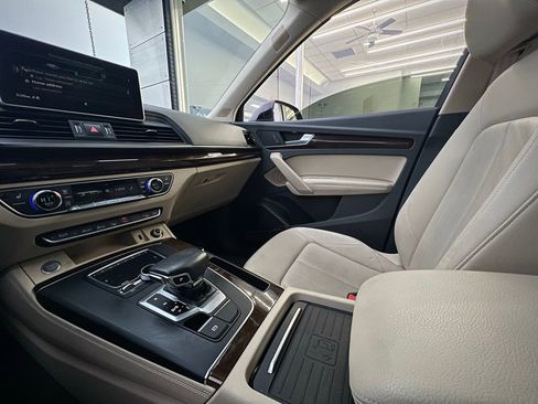 Used 2019 Audi Q5 Prestige w/ Prestige Package image 56