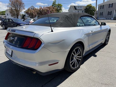 Used 2017 Ford Mustang Premium RWD image 8