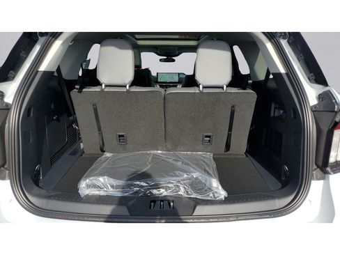 New 2026 Ford Explorer Active w/ Active Comfort Package AWD/4WD image 44