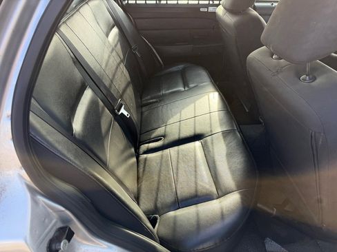 Used 2008 Ford Crown Victoria Police Interceptor image 13