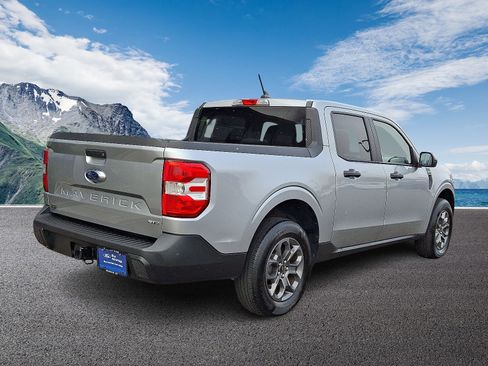 Certified 2024 Ford Maverick XLT w/ XLT Luxury Package image 6