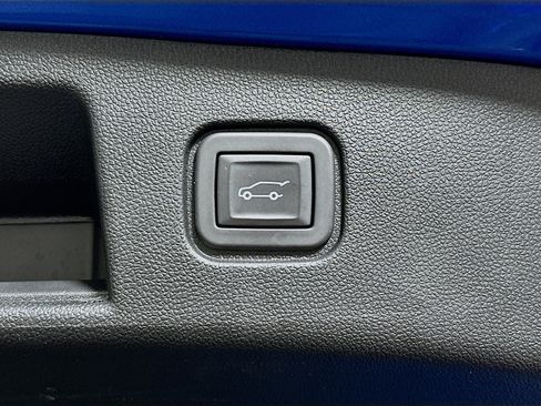 Used 2024 Chevrolet Blazer EV LT AWD/4WD image 31