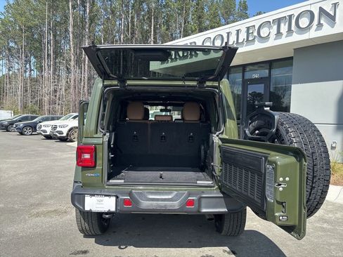 Used 2021 Jeep Wrangler Unlimited Sahara image 16