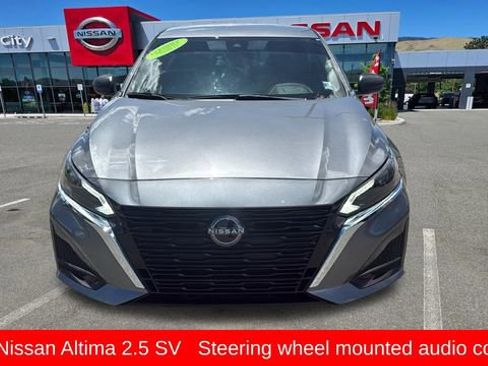 Used 2024 Nissan Altima 2.5 SV FWD image 8