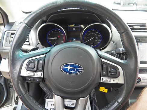 Used 2017 Subaru Outback 2.5i Premium AWD/4WD image 23