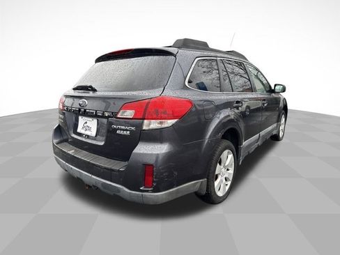 Used 2010 Subaru Outback 2.5i Premium image 6