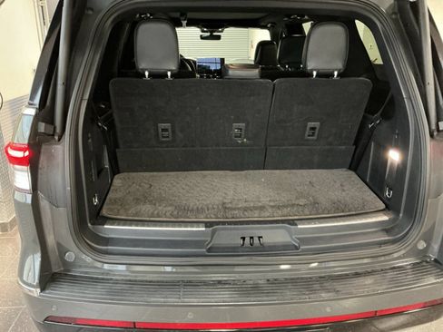 Used 2022 Lincoln Navigator Black Label AWD/4WD image 16