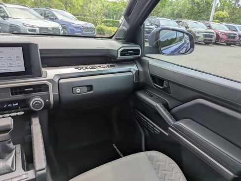 Used 2025 Toyota Tacoma SR5 w/ SR5 Upgrade Package image 16