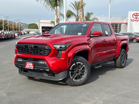 New 2025 Toyota Tacoma TRD Sport image 2