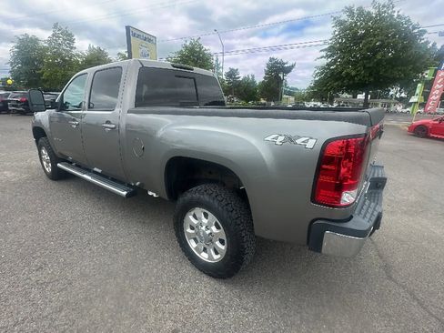 Used 2013 GMC Sierra 2500 SLT w/ SLT Convenience Package image 6
